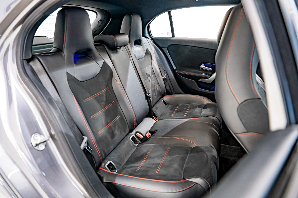 MERCEDES-BENZ A 250 AMG A/T, image 2