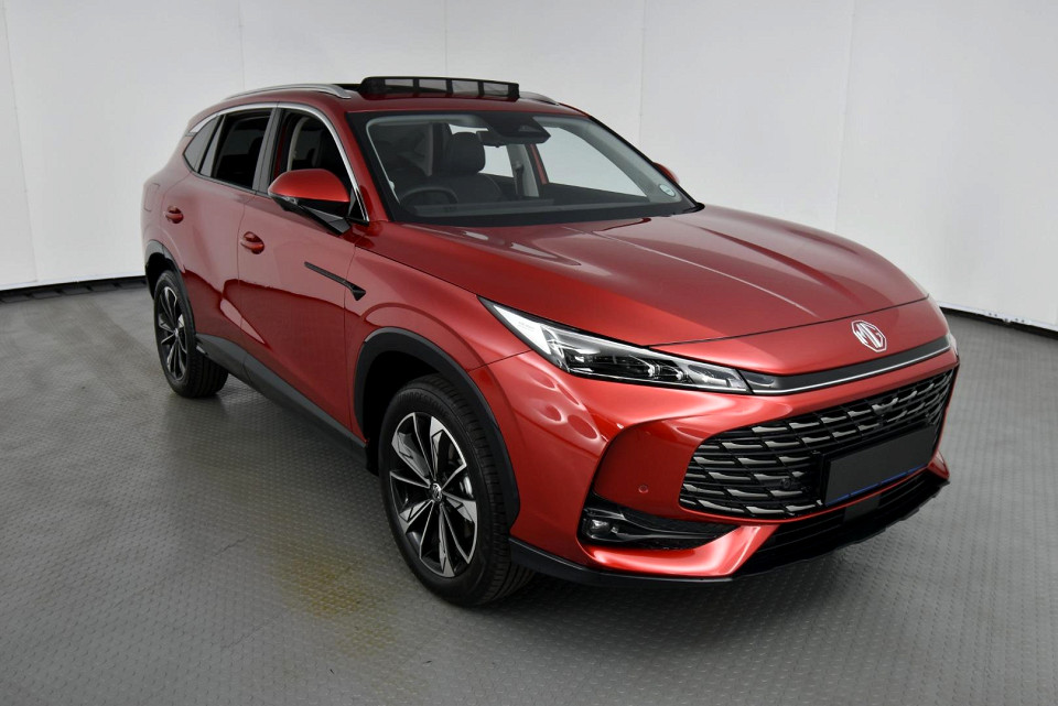 MG HS 1.5T LUXURY A/T, image 1