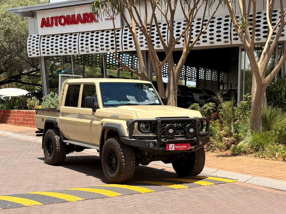 TOYOTA LAND CRUISER 79 2.8 GD-6 P/U D/C A/T, image 1