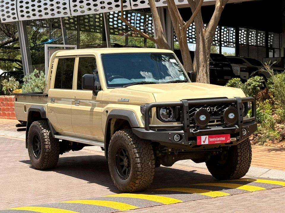 TOYOTA LAND CRUISER 79 2.8 GD-6 P/U D/C A/T, image 2