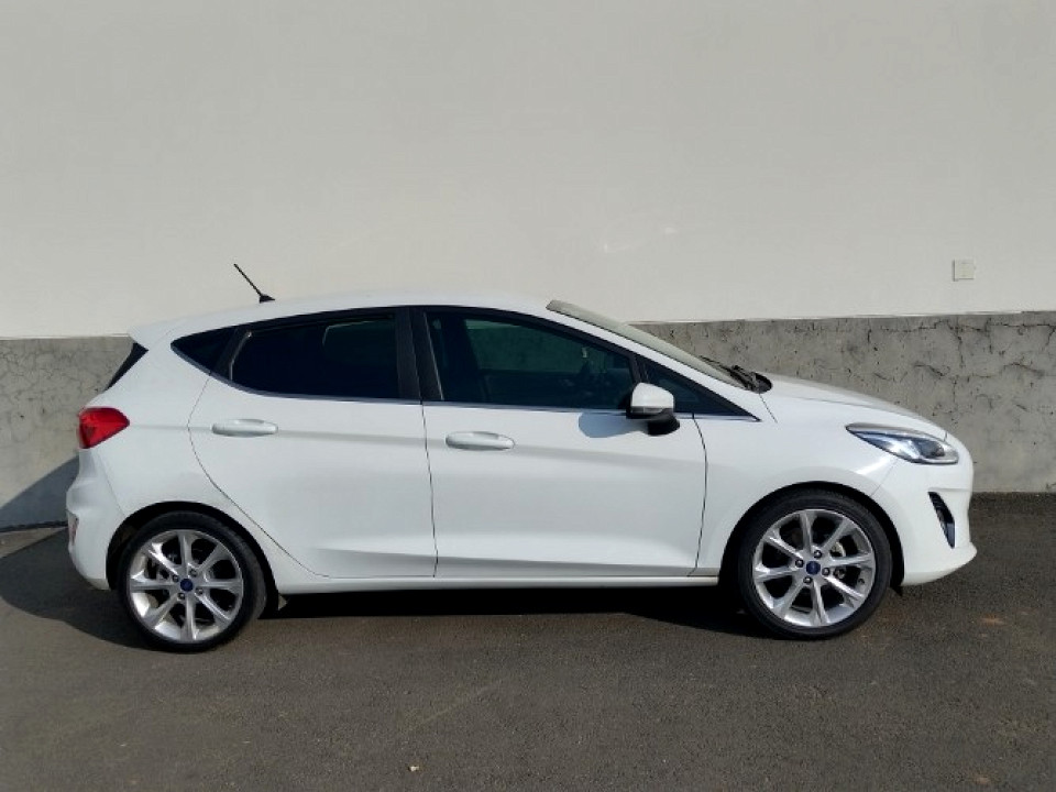 FORD FIESTA 1.0 ECOBOOST TITANIUM 5DR, image 2