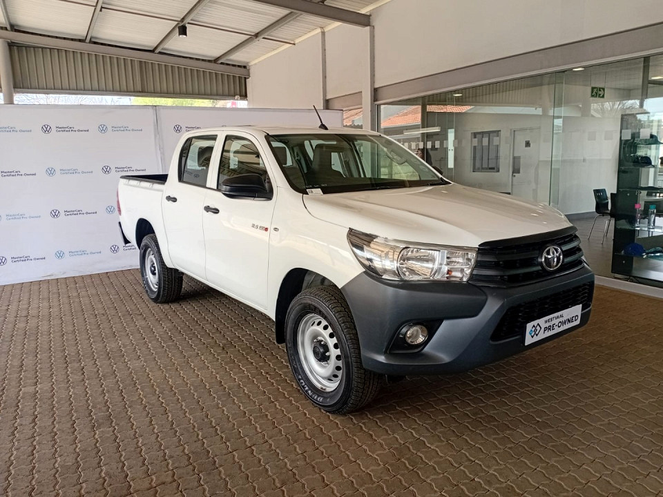 Toyota Hilux Double Cab 2.4GD6 4X4 SR MT, image 1