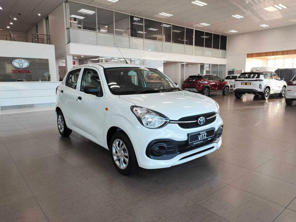 TOYOTA VITZ 1.0, image 1