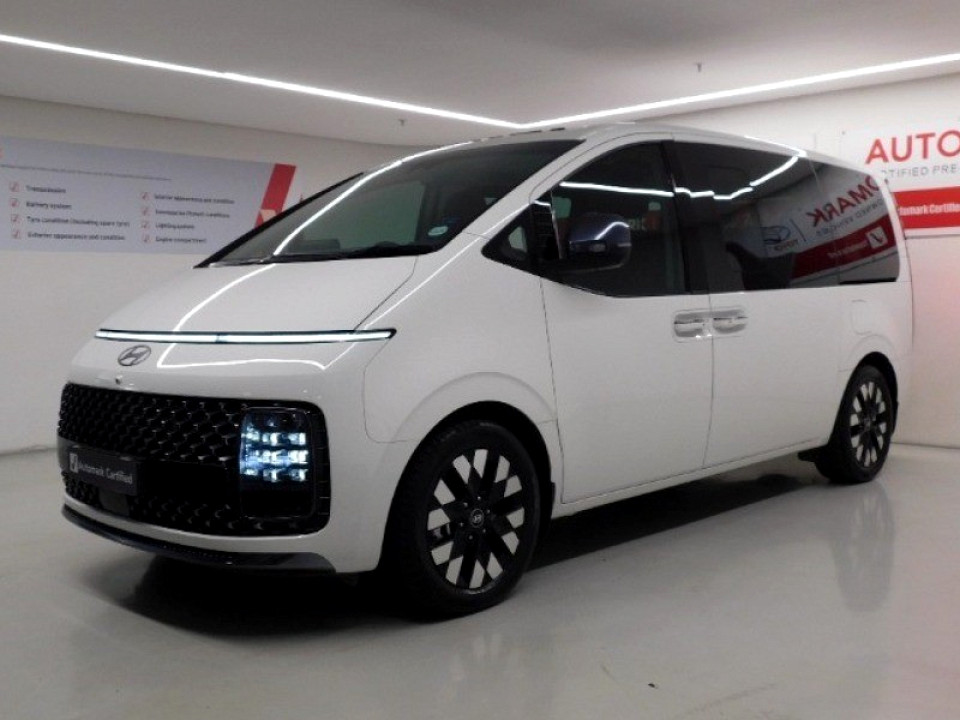 HYUNDAI STARIA 2.2D LUXURY A/T, image 1