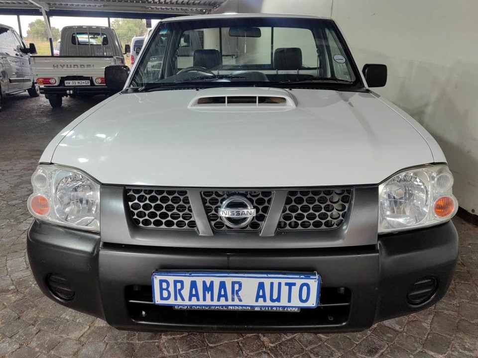 NISSAN HARDBODY NP300 2.5 TDi LWB P/U S/C, image 2
