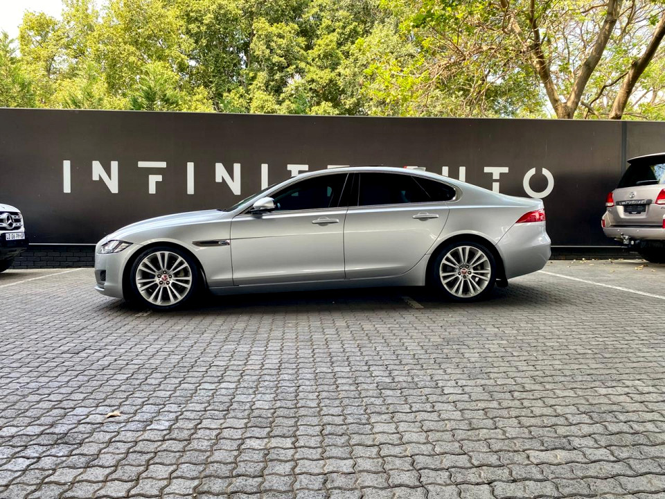 JAGUAR XF 2.0 PORTFOLIO, image 2