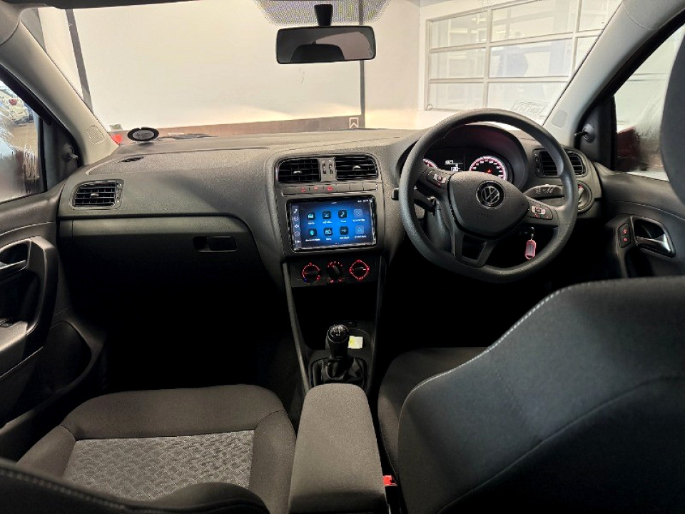 VOLKSWAGEN POLO VIVO 1.4 LIFE (5DR), image 2