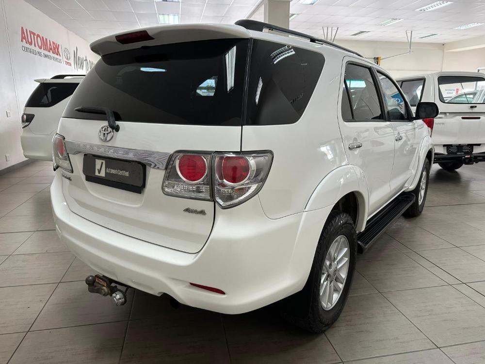 Toyota Fortuner 3.0D-4D 4x4, image 2