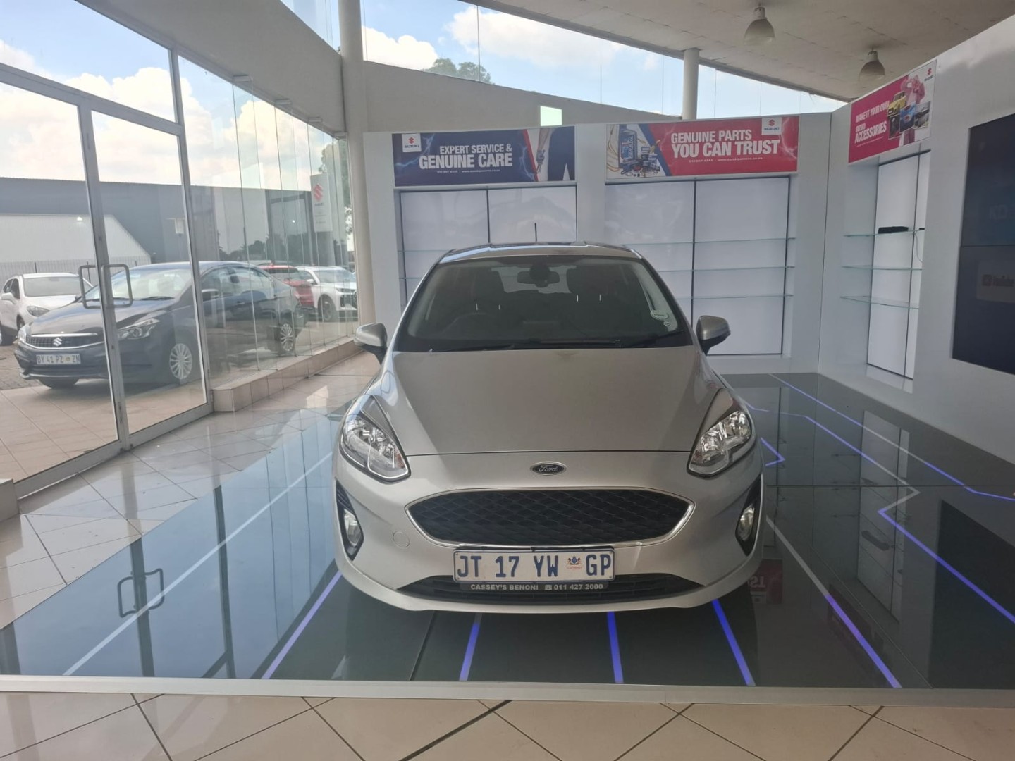 FORD FIESTA 1.0 ECOBOOST TREND 5DR A/T, image 2