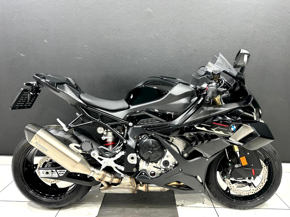 BMW RR Akrapovic Exhaust, image 2