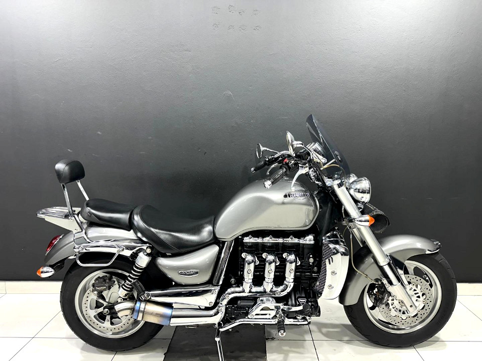 TRIUMPH ROCKET 3, image 2