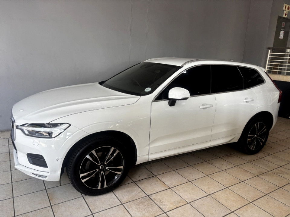 VOLVO XC60 T5 MOMENTUM GEARTRONIC AWD, image 2