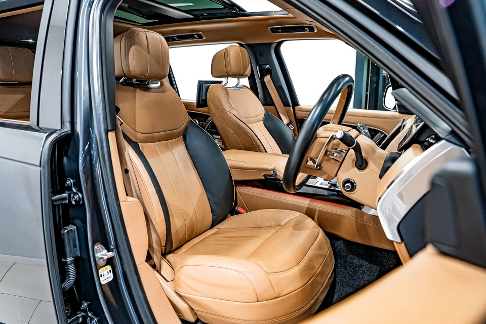 LAND ROVER RANGE ROVER 4.4 LWB AUTOBIOGRAPHY (P530), image 2