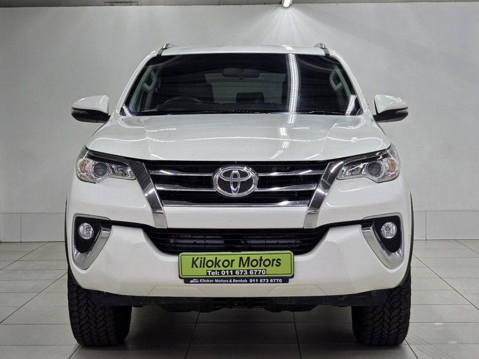 TOYOTA FORTUNER 2.4GD-6 4X4 A/T, image 2