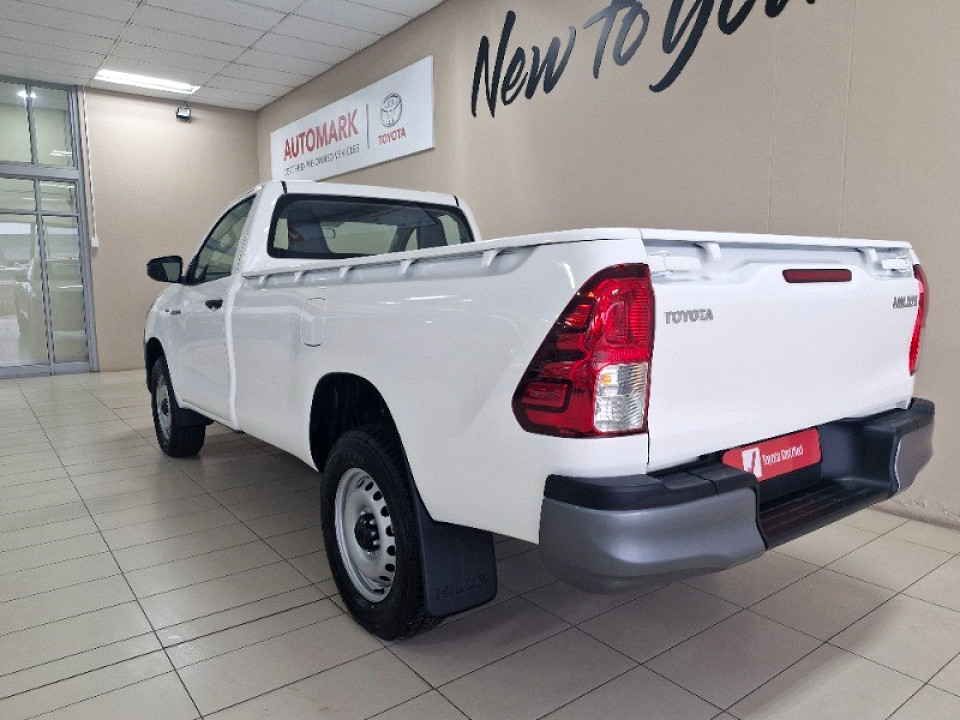 TOYOTA HILUX 2.4 GD-6 RB SR P/U S/C, image 2