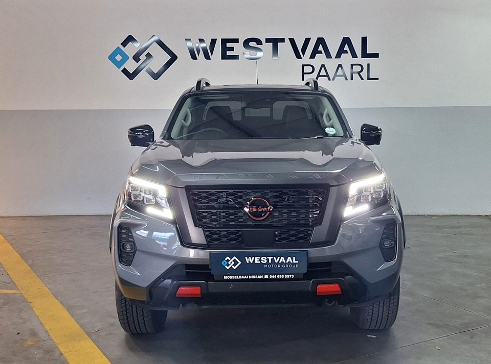 NISSAN NAVARA 2.5DDTi PRO-4X 4X4 A/T D/C P/U, image 2