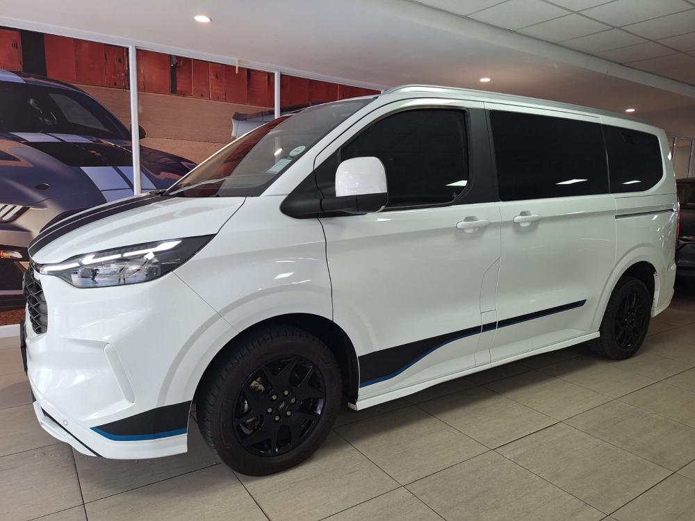 Ford Tourneo Custom Sport  2.0L Diesel 8AT 4x2 SWB Bus, image 1