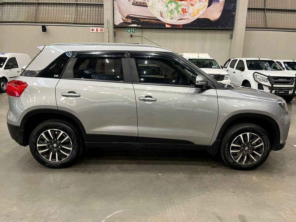 SUZUKI VITARA BREZZA 1.5 GLX, image 2