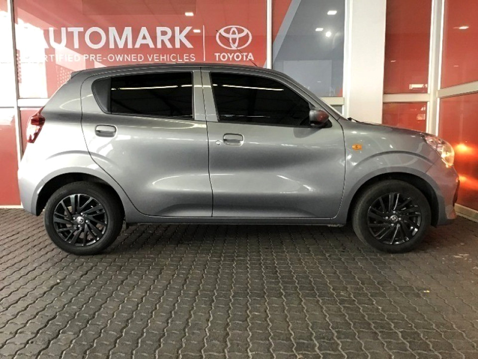 TOYOTA VITZ 1.0 XR AMT, image 1