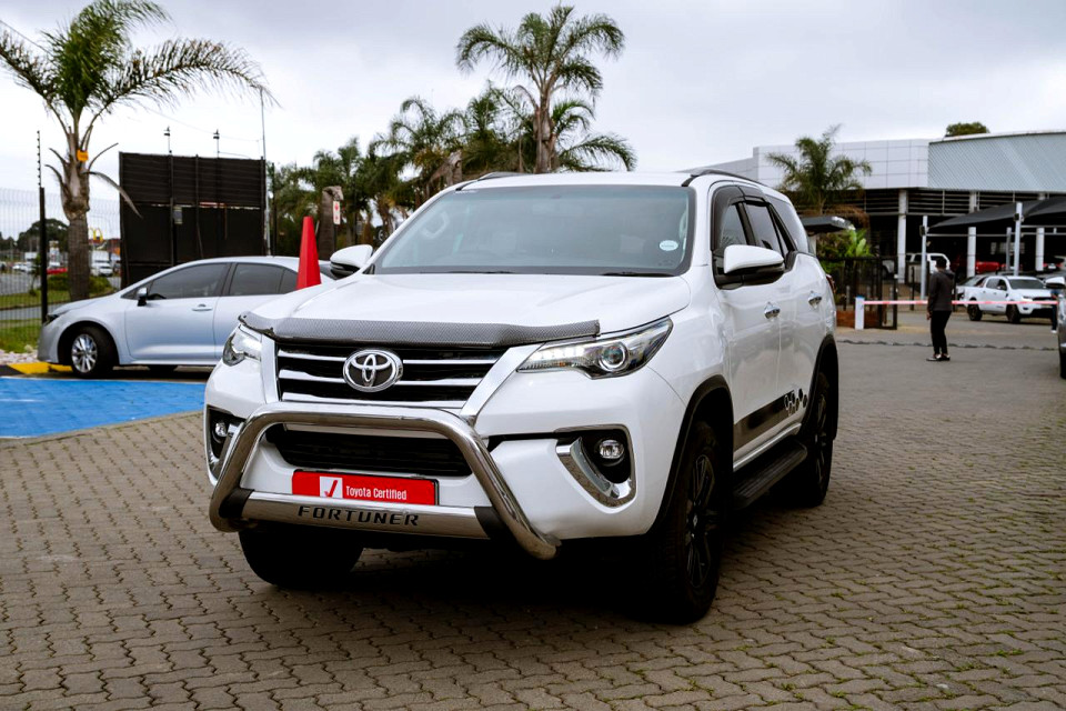 TOYOTA FORTUNER 2.8GD-6 R/B A/T, image 2