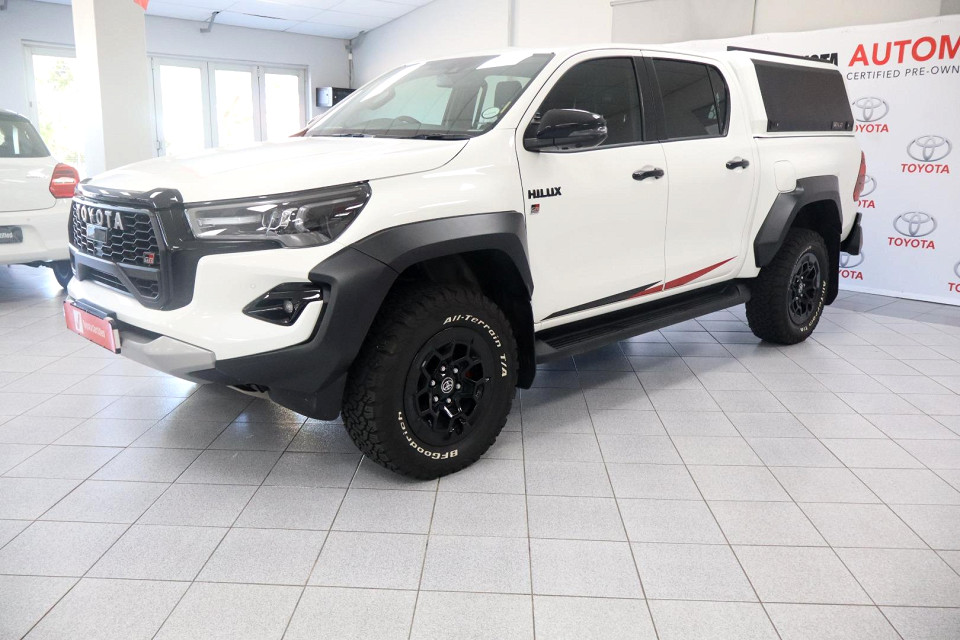 TOYOTA HILUX 2.8 GD-6 GR-S 4X4 A/T P/U D/C, image 2