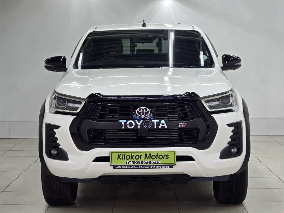 TOYOTA HILUX 2.8 GD-6 GR-S 4X4 A/T P/U D/C, image 2