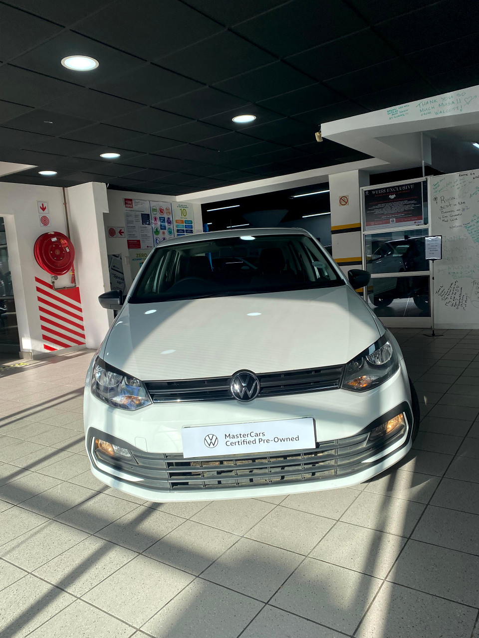 VOLKSWAGEN POLO VIVO 1.4 (5DR), image 2