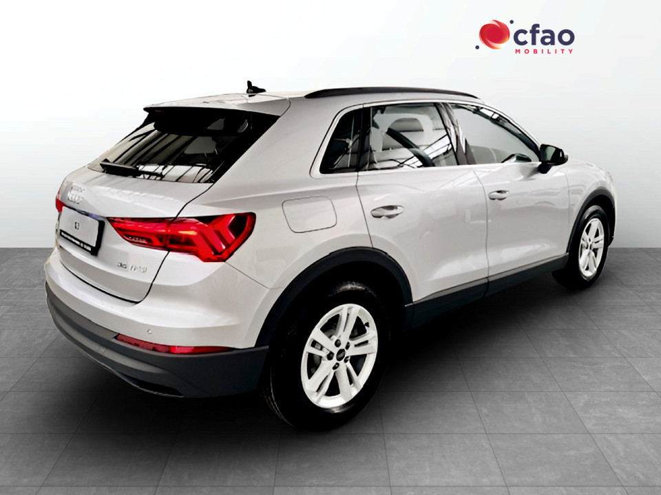 AUDI Q3 35 TFSI S TRONIC URBAN EDITION, image 2