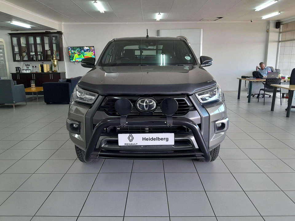 TOYOTA HILUX 2.8 GD-6 RB LEGEND A/T P/U E/CAB, image 2