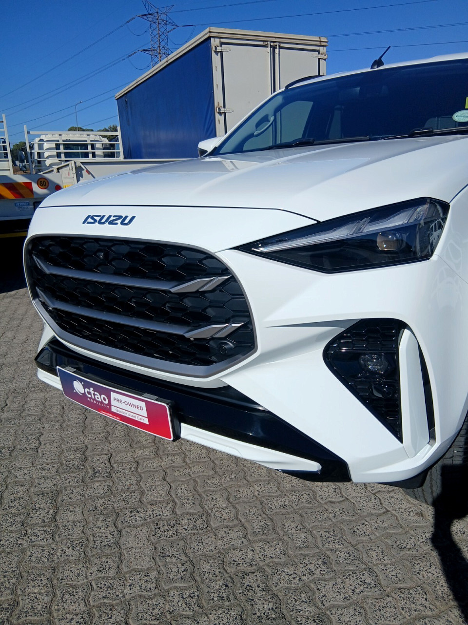 ISUZU MU-X 3.0D HR LSE A/T, image 2