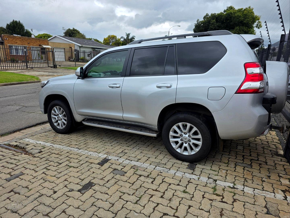 TOYOTA PRADO VX 3.0 TDi A/T, image 2