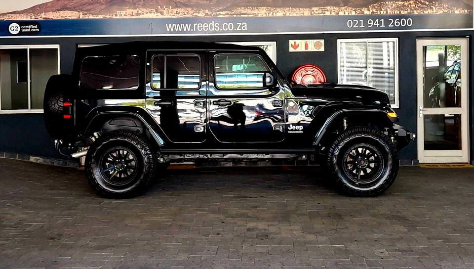 JEEP WRANGLER SAHARA 2.0T A/T 4DR, image 2