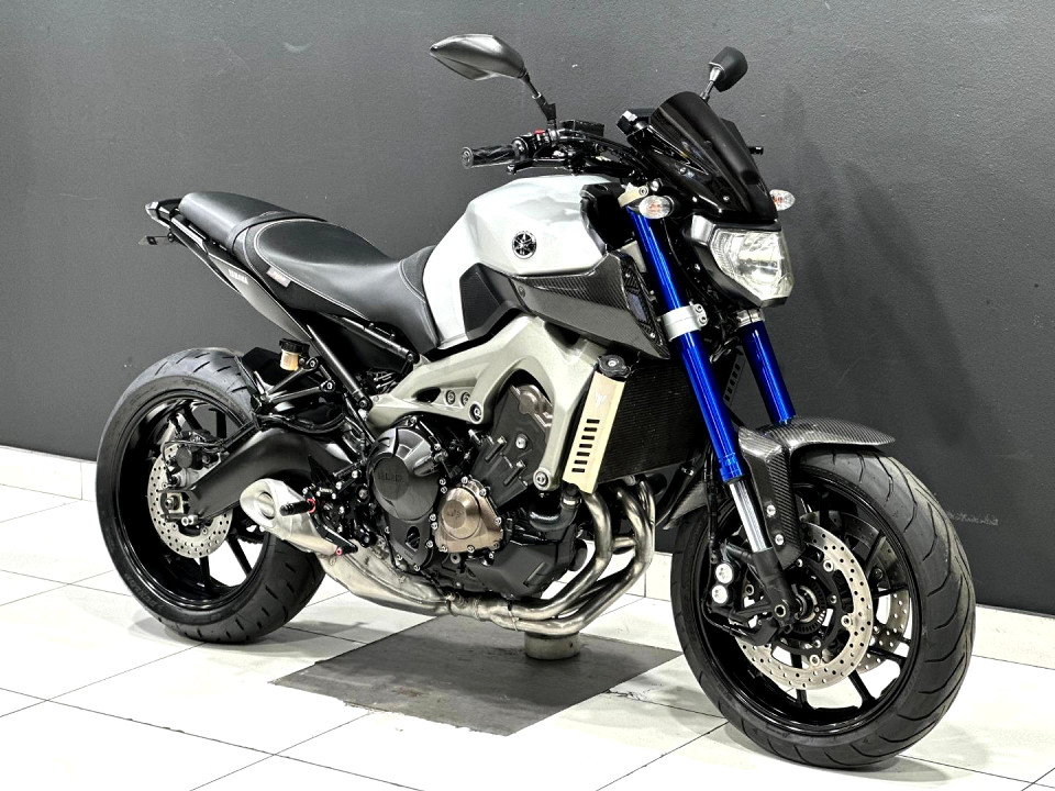 YAMAHA MT-09, image 2