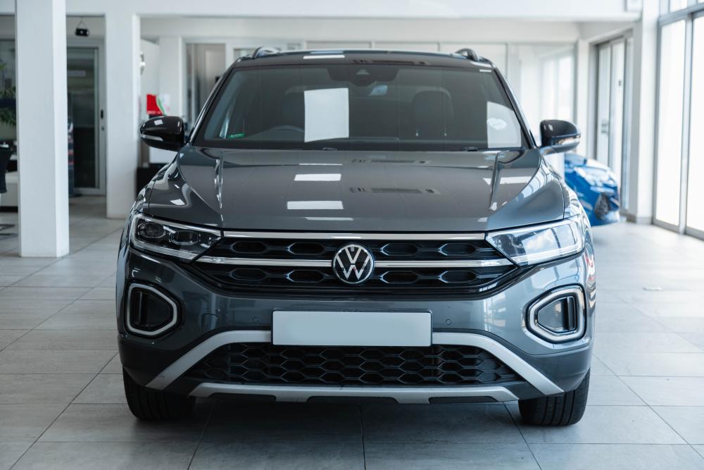 Volkswagen T-Roc 2.0 TSI Design 4Motion DSG, image 2