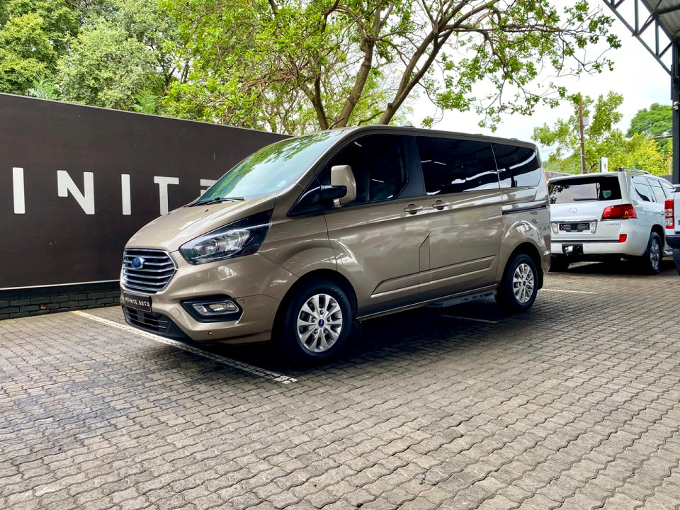 Ford Tourneo Custom 2.2TDCi SWB Limited, image 1