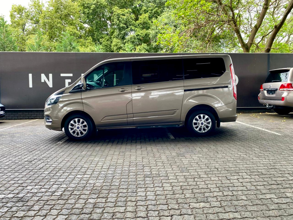 Ford Tourneo Custom 2.2TDCi SWB Limited, image 2