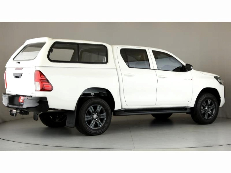 TOYOTA HILUX 2.4 GD-6 RAIDER 4X4 A/T P/U D/C, image 2