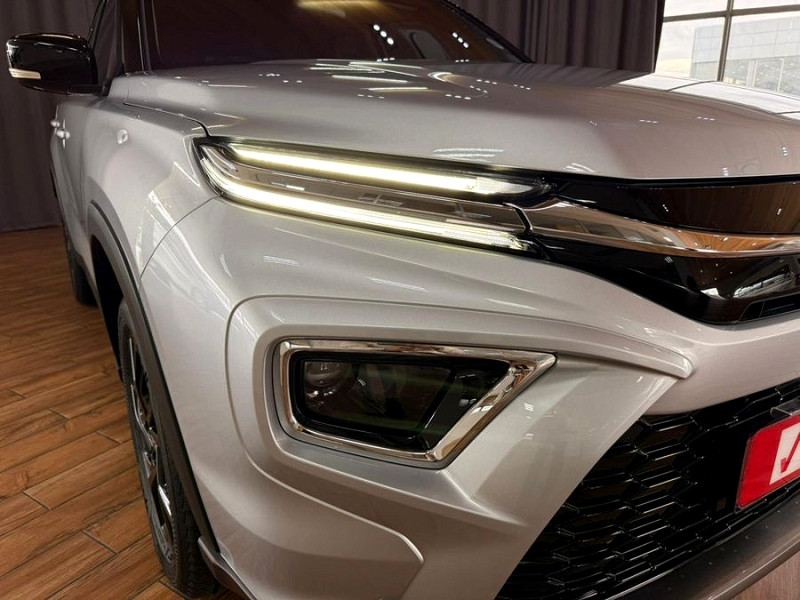 TOYOTA URBAN CRUISER 1.5 XR, image 2