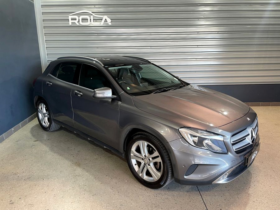 MERCEDES-BENZ GLA 200, image 1