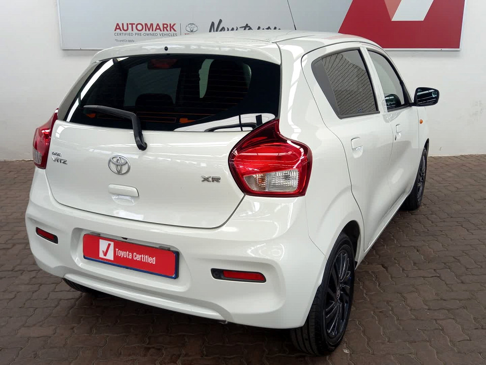 TOYOTA VITZ 1.0 XR, image 2