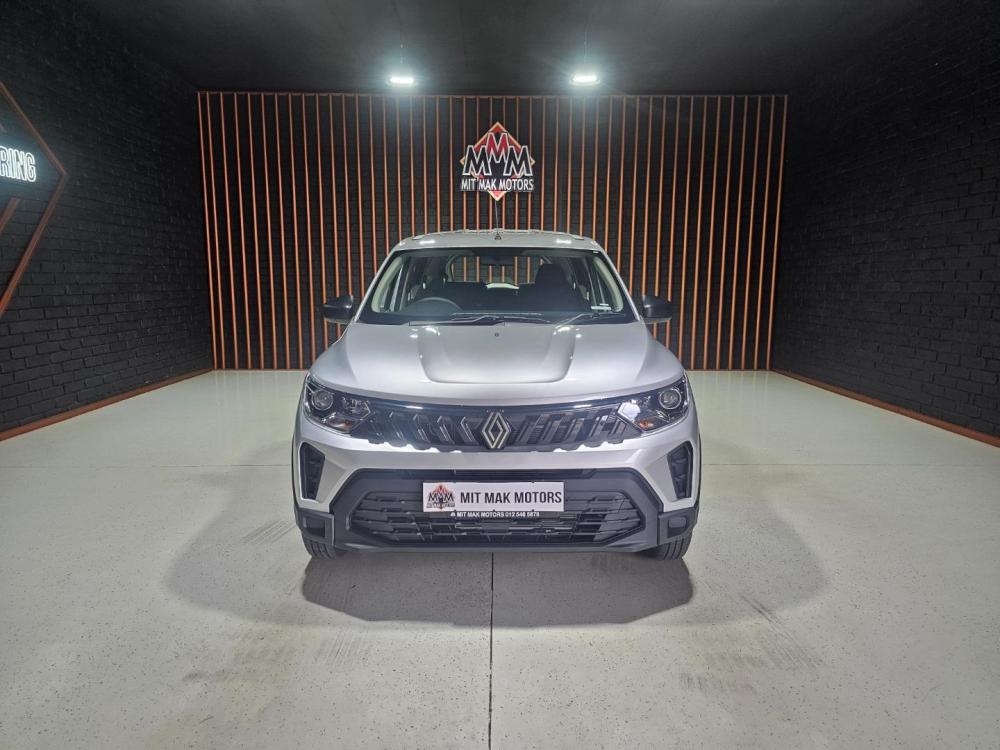 Renault Triber 1.0L Evolution MT, image 2