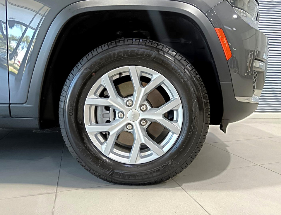 JEEP GRAND CHEROKEE L 3.6L LIMITED, image 2