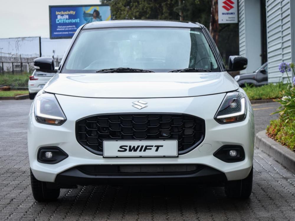 Suzuki Swift 1.2 GLX MT, image 1