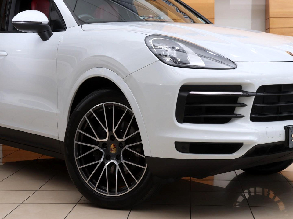 PORSCHE CAYENNE COUPE, image 2