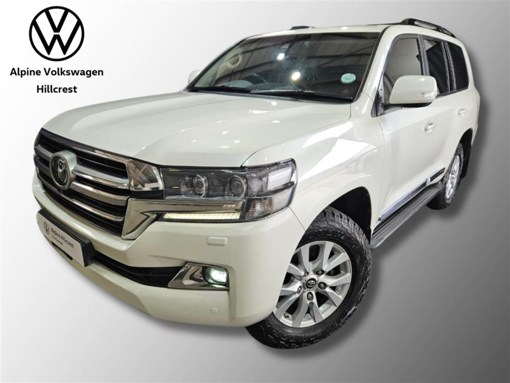 Toyota Land Cruiser 200 4.5D-4D V8 VX-R, image 1