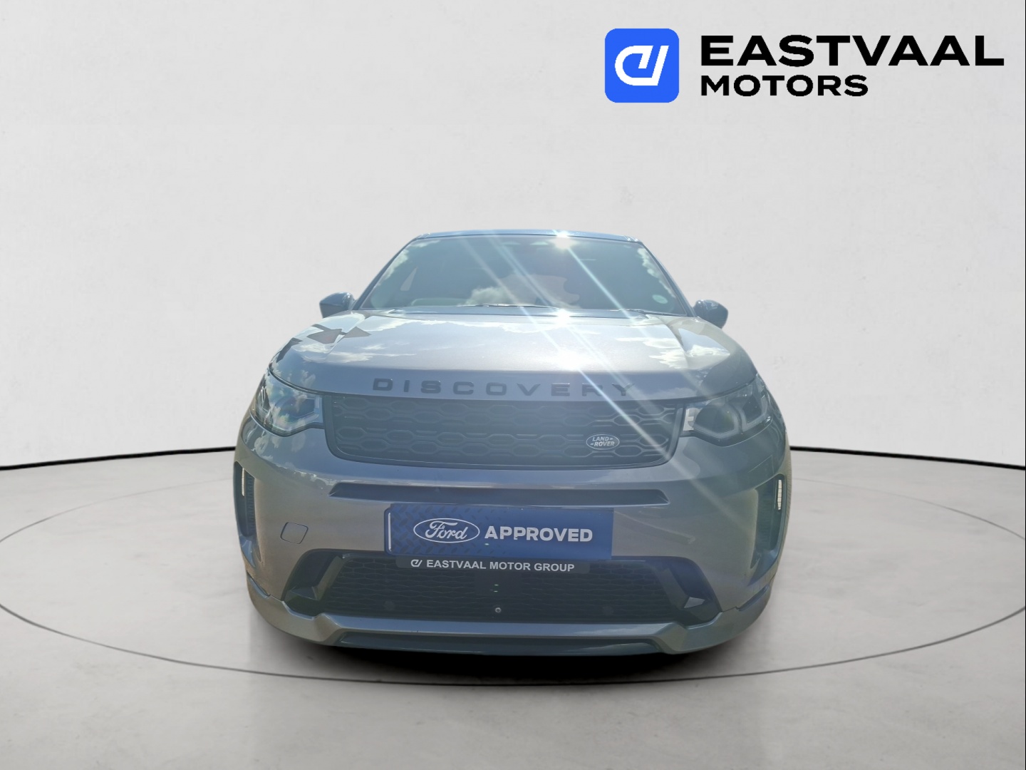 LAND ROVER DISCOVERY SPORT 2.0D SE R-DYNAMIC (D200), image 2