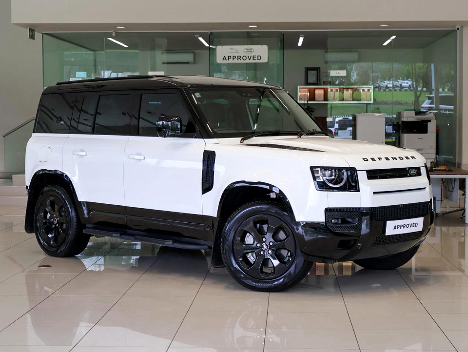LAND ROVER DEFENDER 110 D300 HSE X-DYNAMIC, image 1