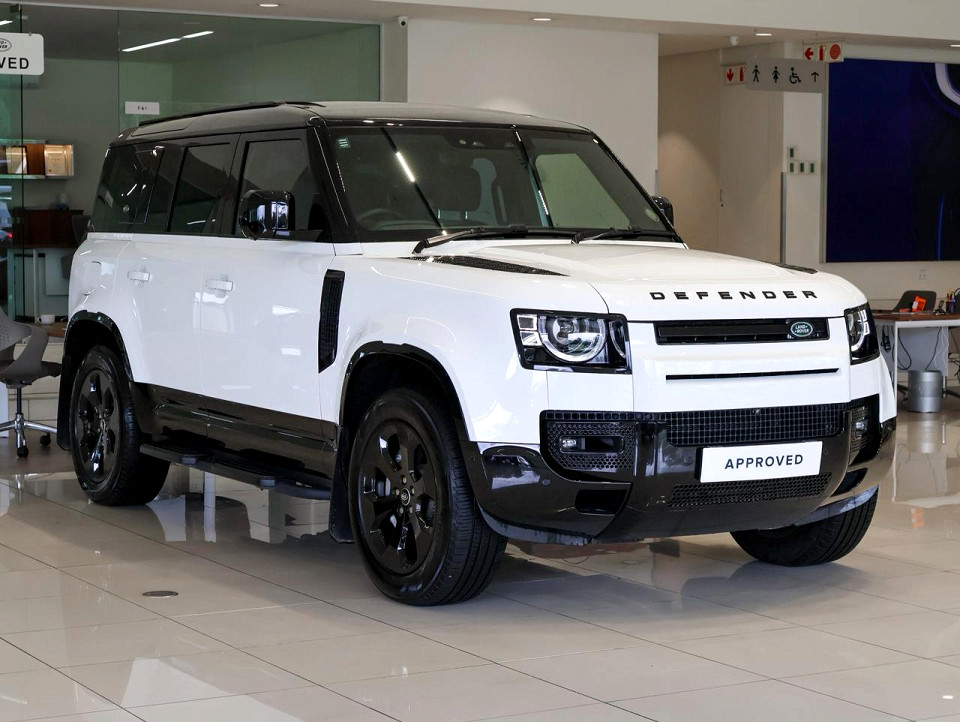 LAND ROVER DEFENDER 110 D300 HSE X-DYNAMIC, image 2