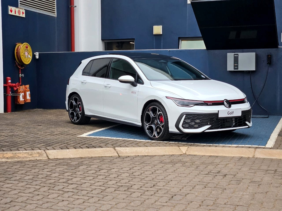 VOLKSWAGEN GOLF 8 GTi 2.0 TSI DSG, image 1