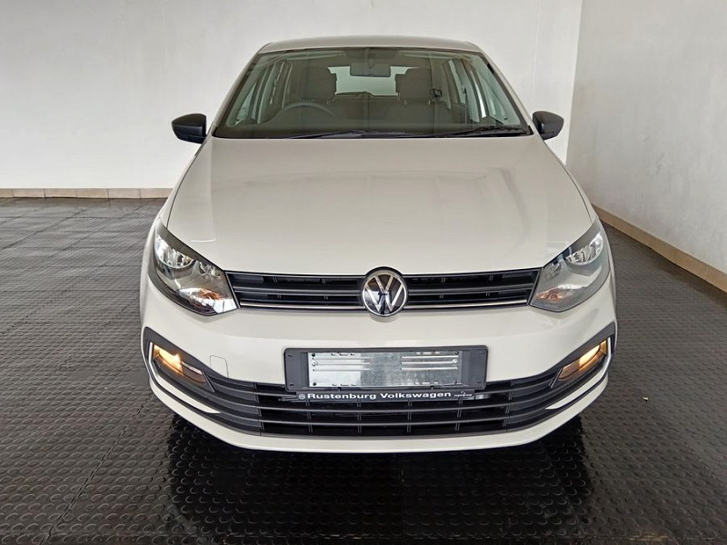 VOLKSWAGEN POLO VIVO 1.4 (5DR), image 2